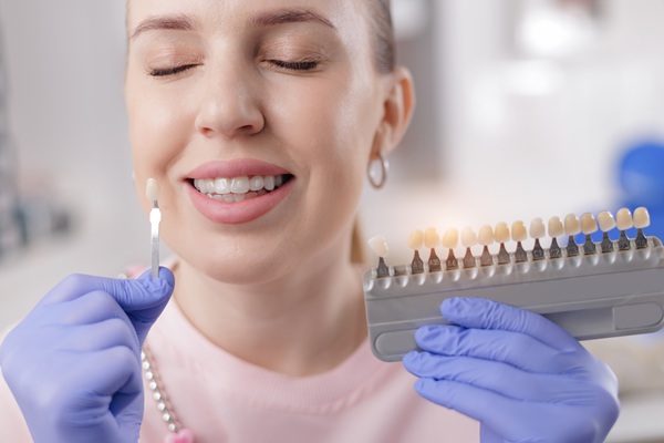 Composite Vs Porcelain Dental Veneers: Making The Right Choice For Your Smile