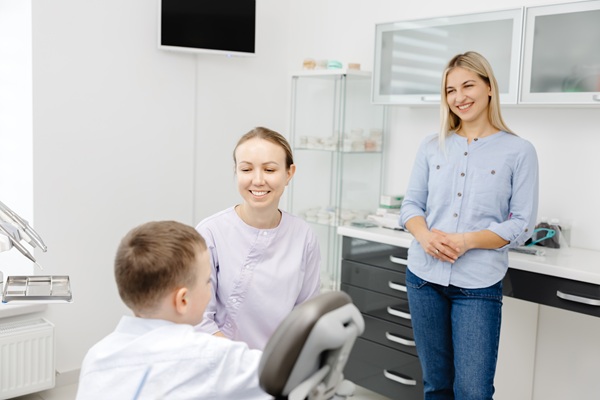 How Older Adults Can Benefit From Seeing A Family Dentist